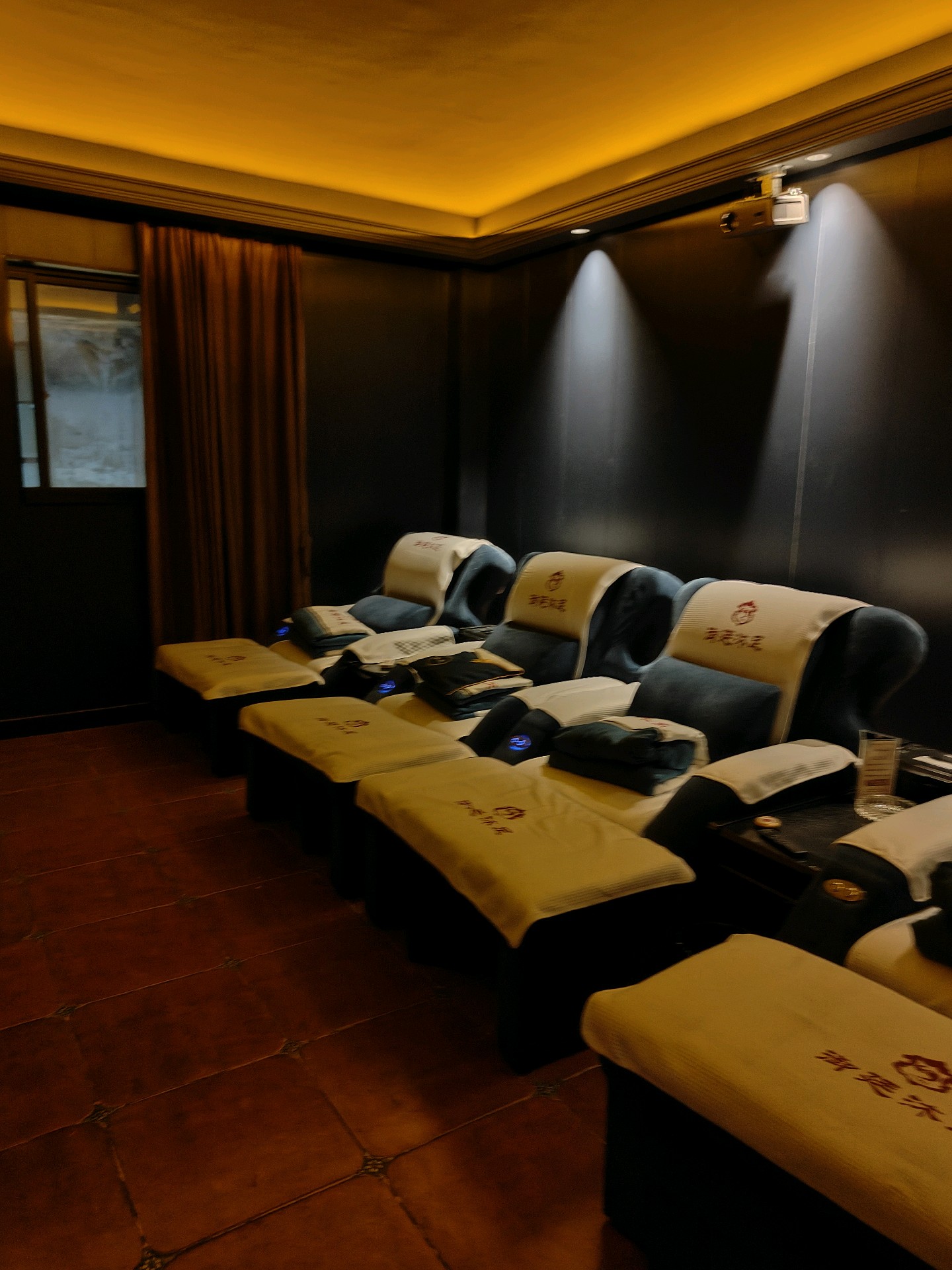 宁波市镇海区骆驼御廷沐足会所介绍图片2