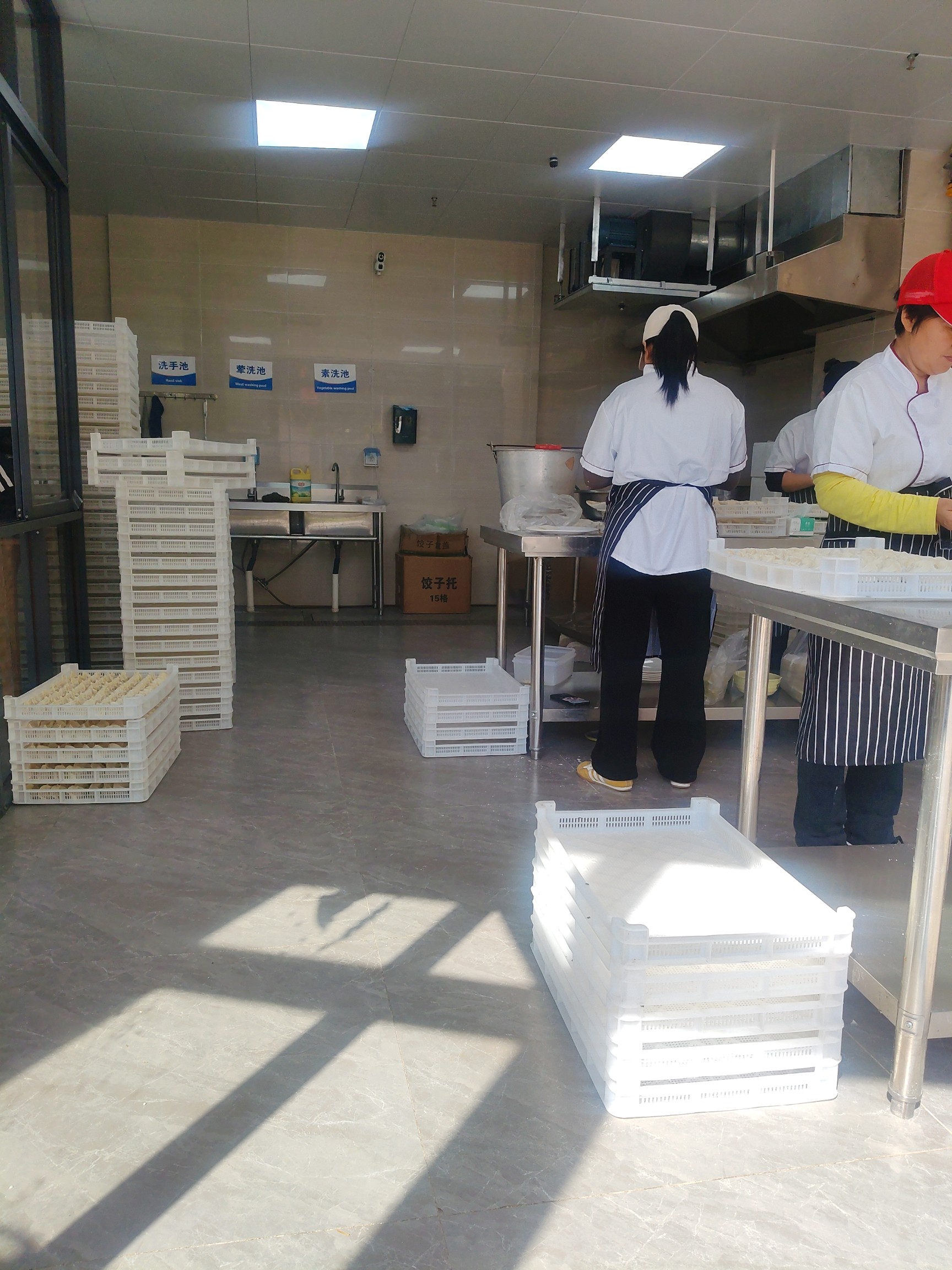 南宁市兴宁区华福龙餐饮店介绍图片1