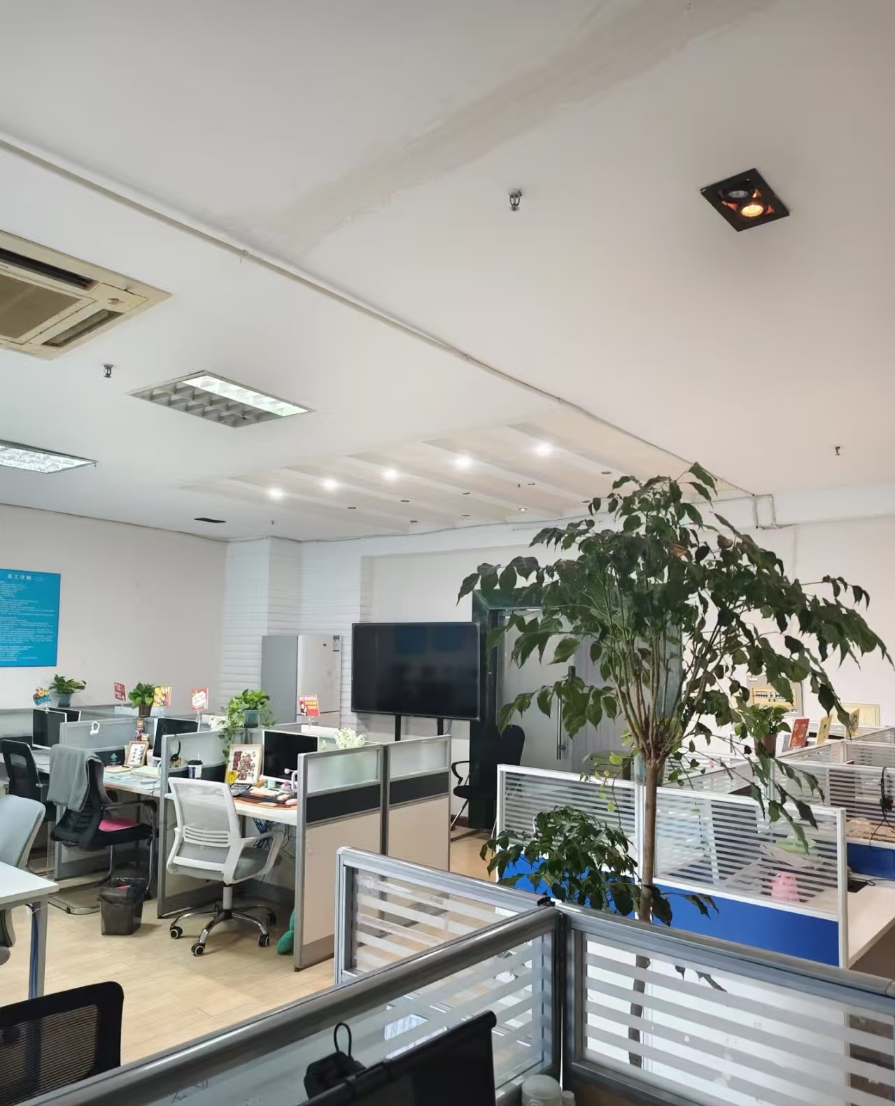 河北重旅轨道交通有限公司介绍图片3