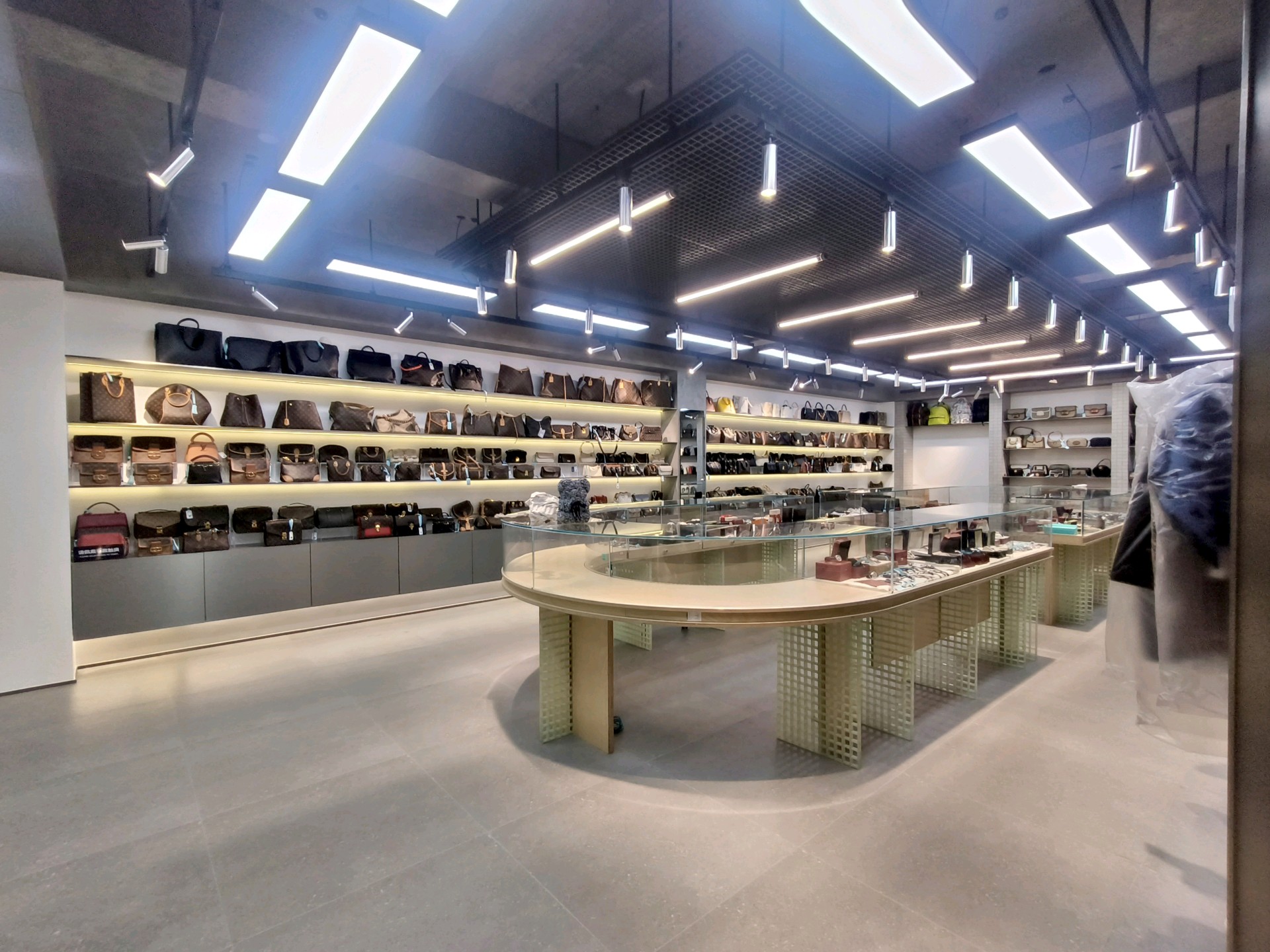 河南资鉴企业管理咨询有限公司介绍图片2