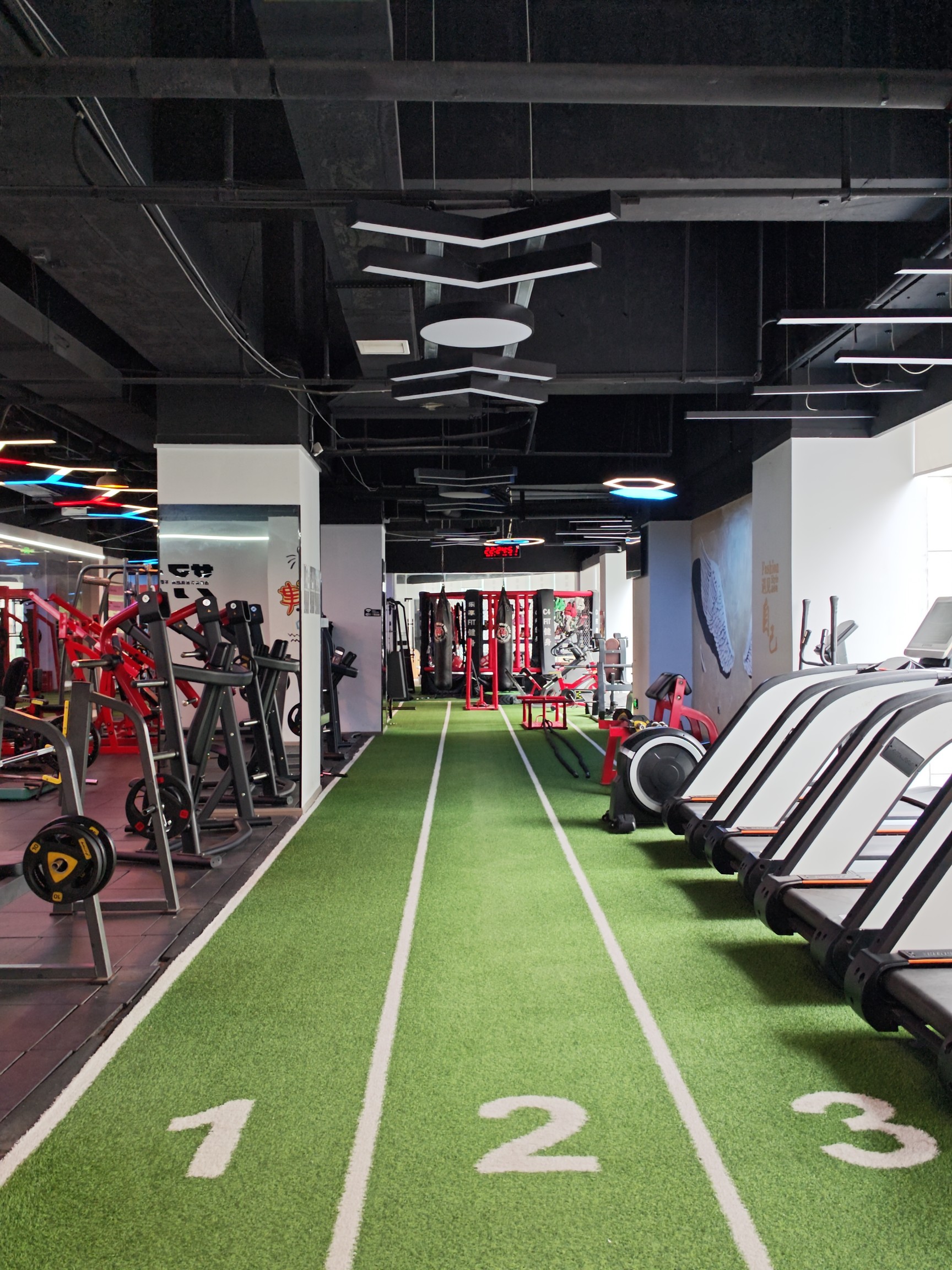 广安市广安区乐享精英健身工作室介绍图片4